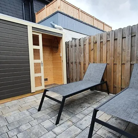 Apartament Strandhuus *